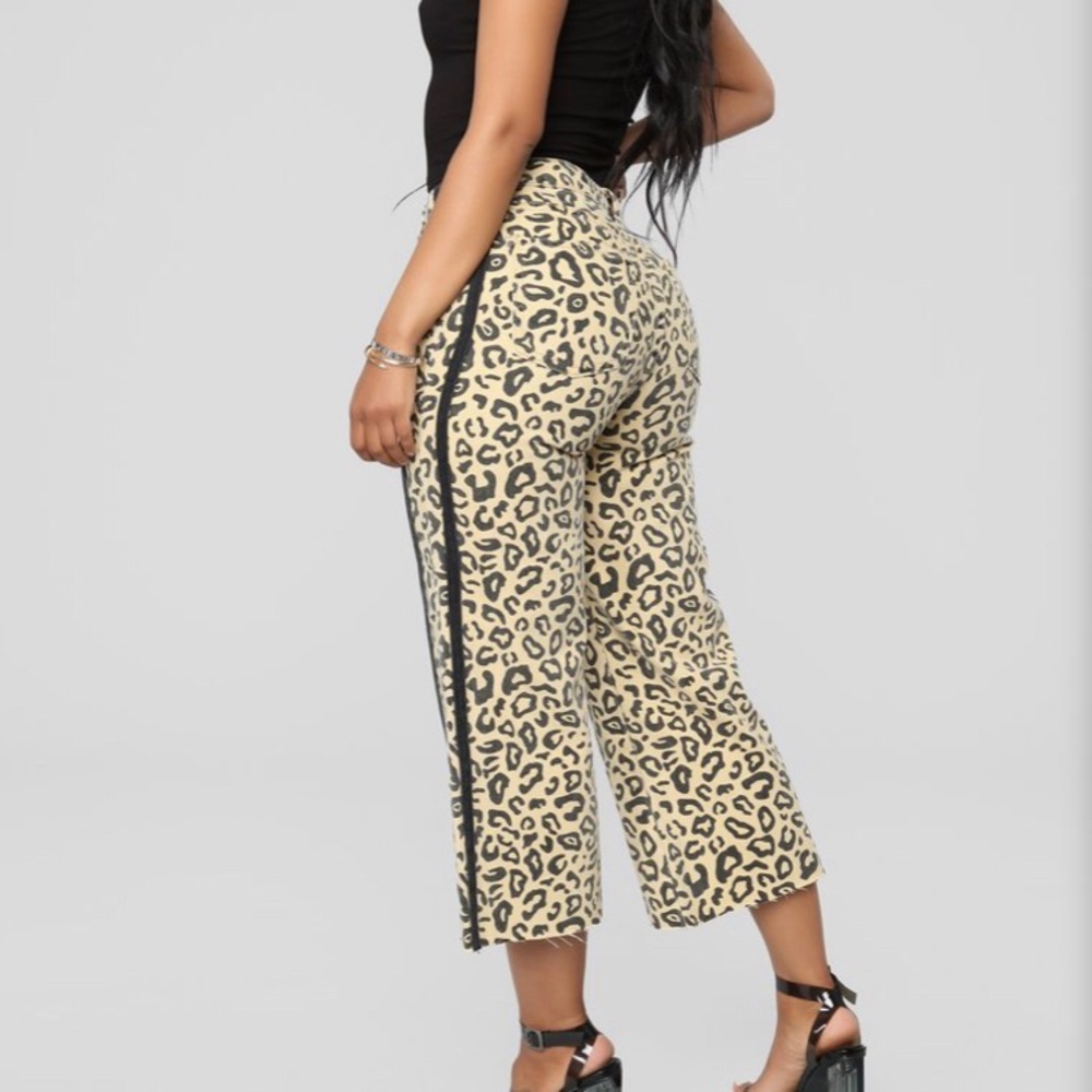 Fashion Nova Leopard High Rise Jeans - Picture 2 of 5